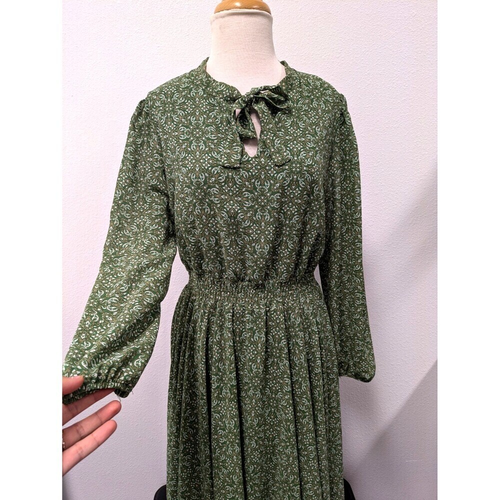 Lark & Grey Green Paisley Floral Print Smocked Dress sz M Holiday Modest Peasant - Picture 3 of 13